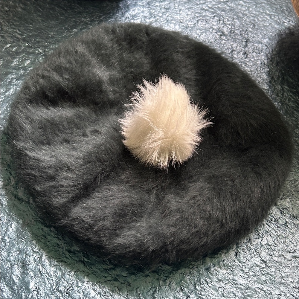 Green angora beret